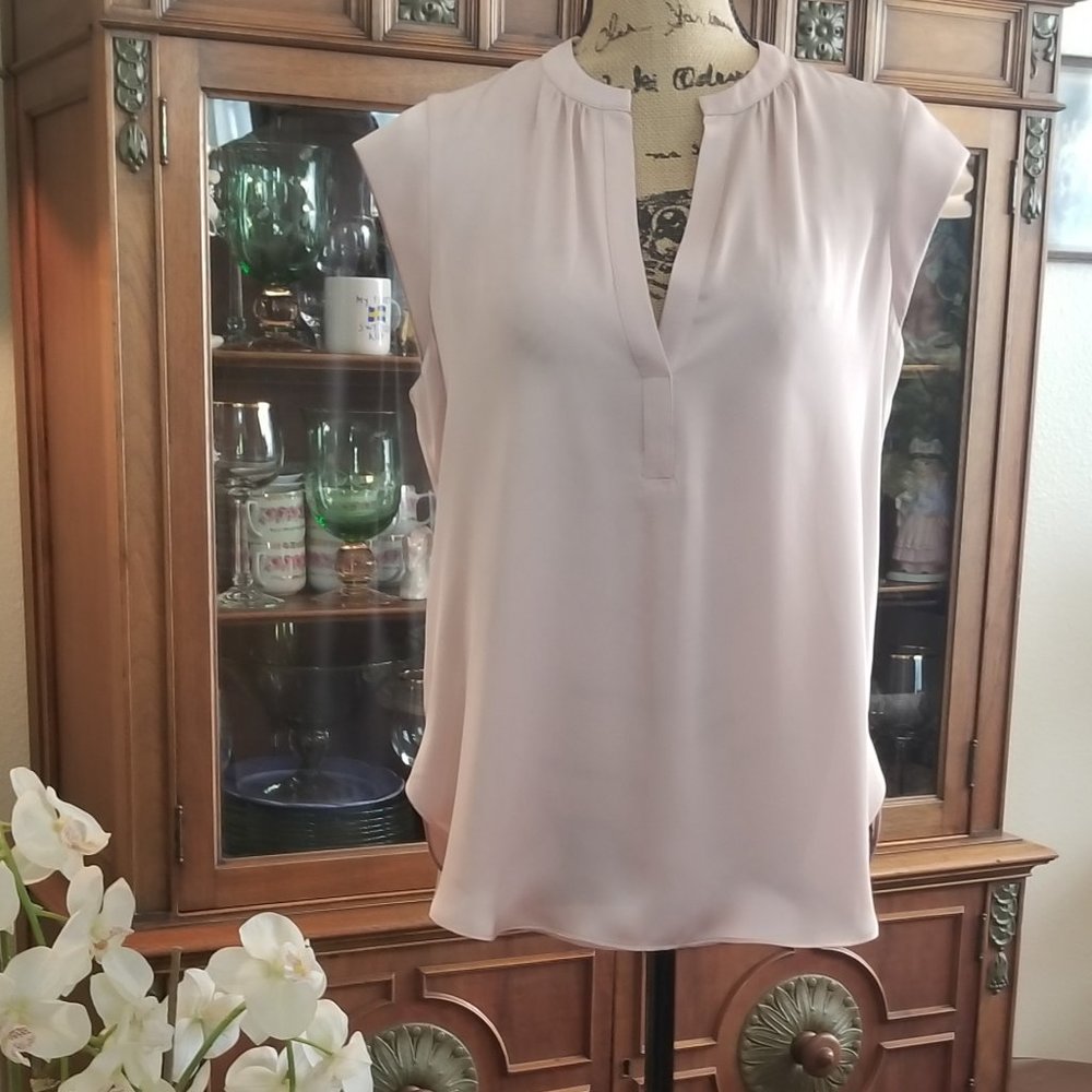 BCBG MAXAZRIA Bare Pink Tank  size Small